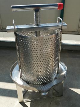 【川越市】圧縮蜜蝋器（あっしゅくみつろうき）をお譲りいただきました｜養蜂用品の買取事例をご紹介